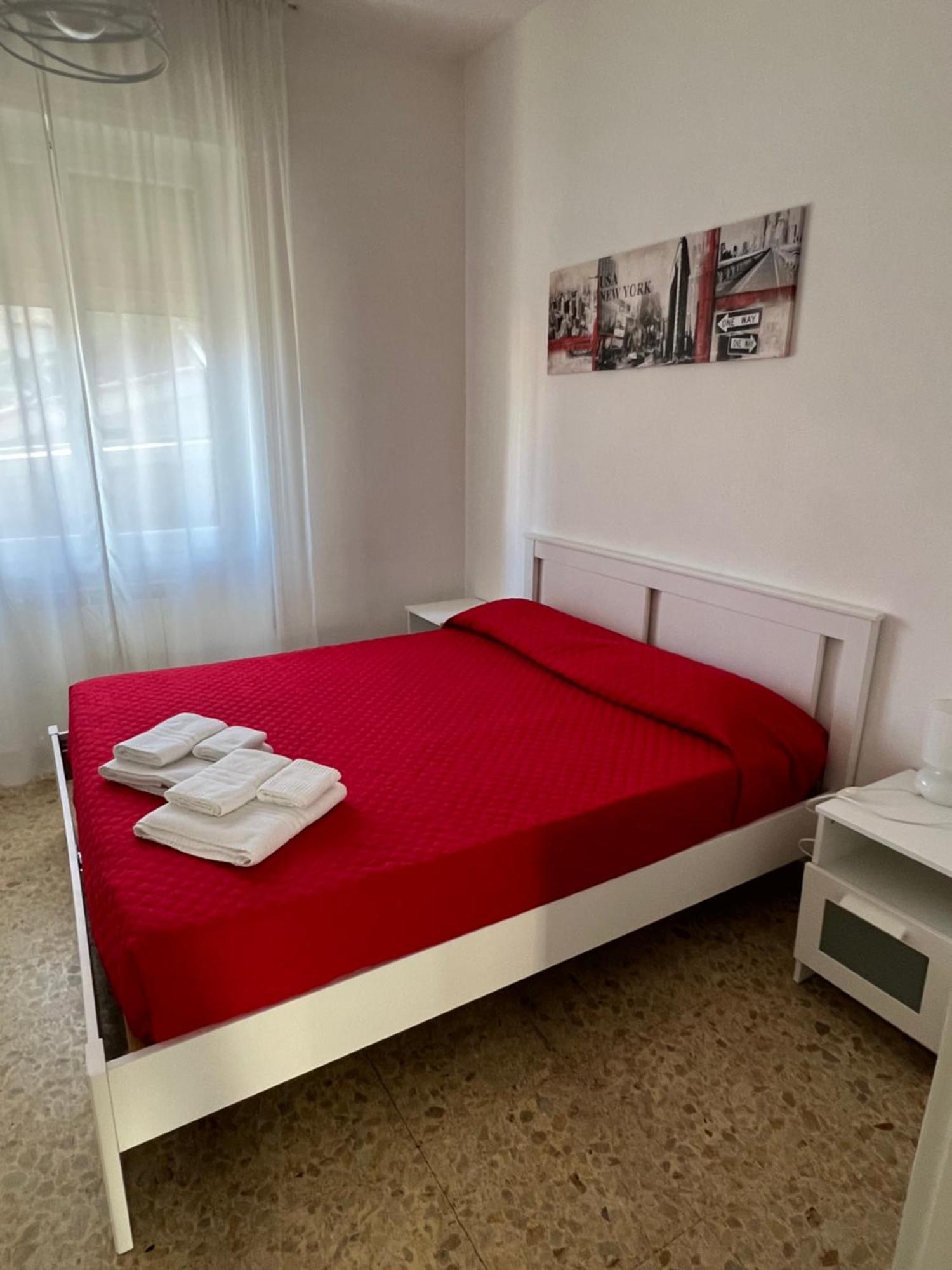 Manubella Appartamento 5 Vani Con Giardino La Spezia Buitenkant foto